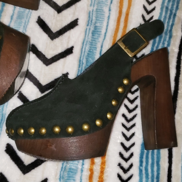 Charles David sling back clogs - Picture 3 of 4